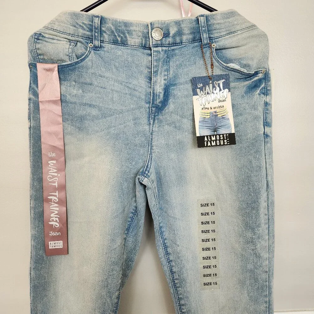 NWT Almost Famous Jeggings Waist Trainer Jean Juniors size 15 - Picture 3 of 8